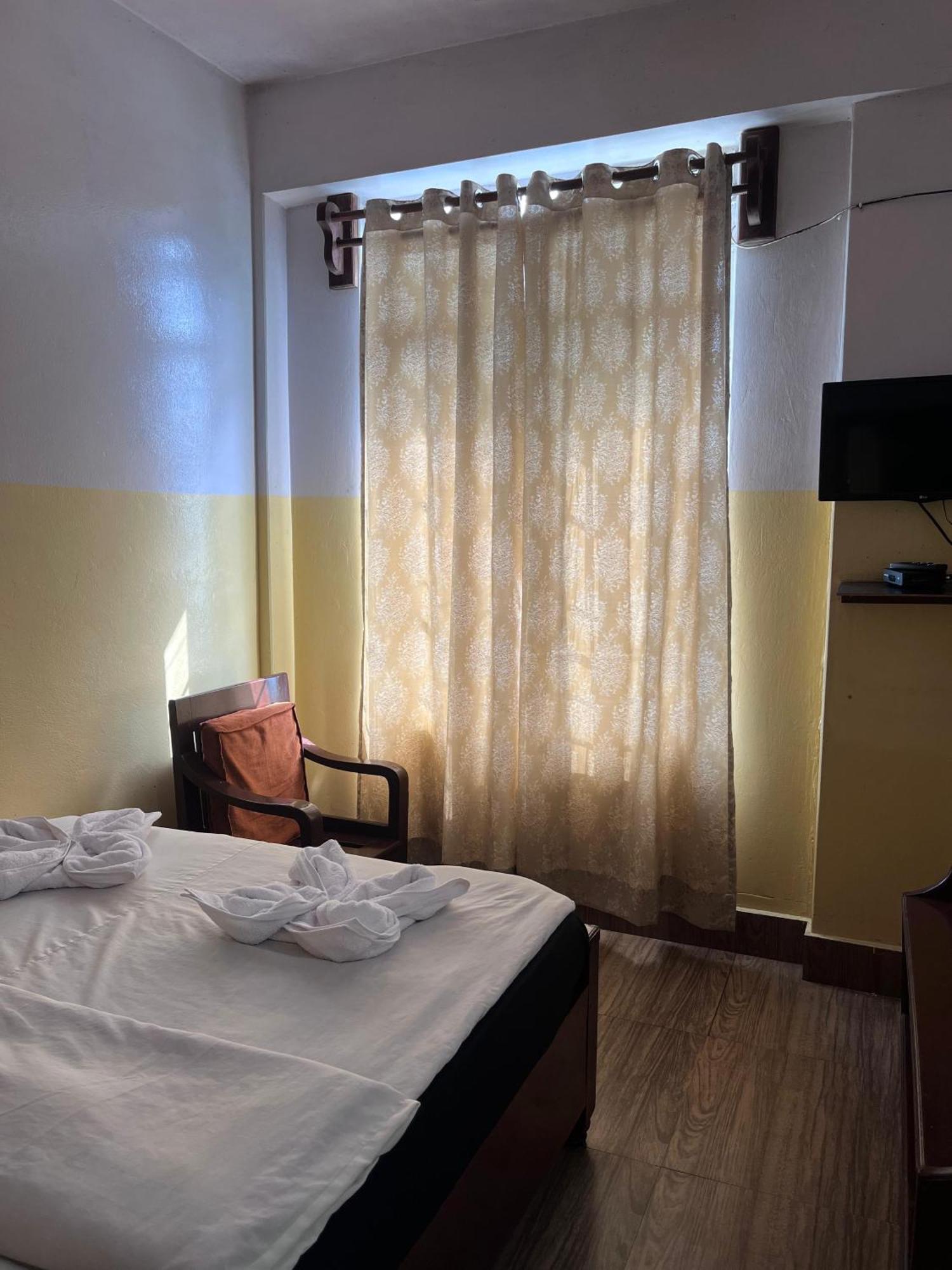 Jn Hotel Kohima Exteriör bild